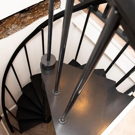 Modern Finish To A Historic Brewers House, Derby Exterior foto